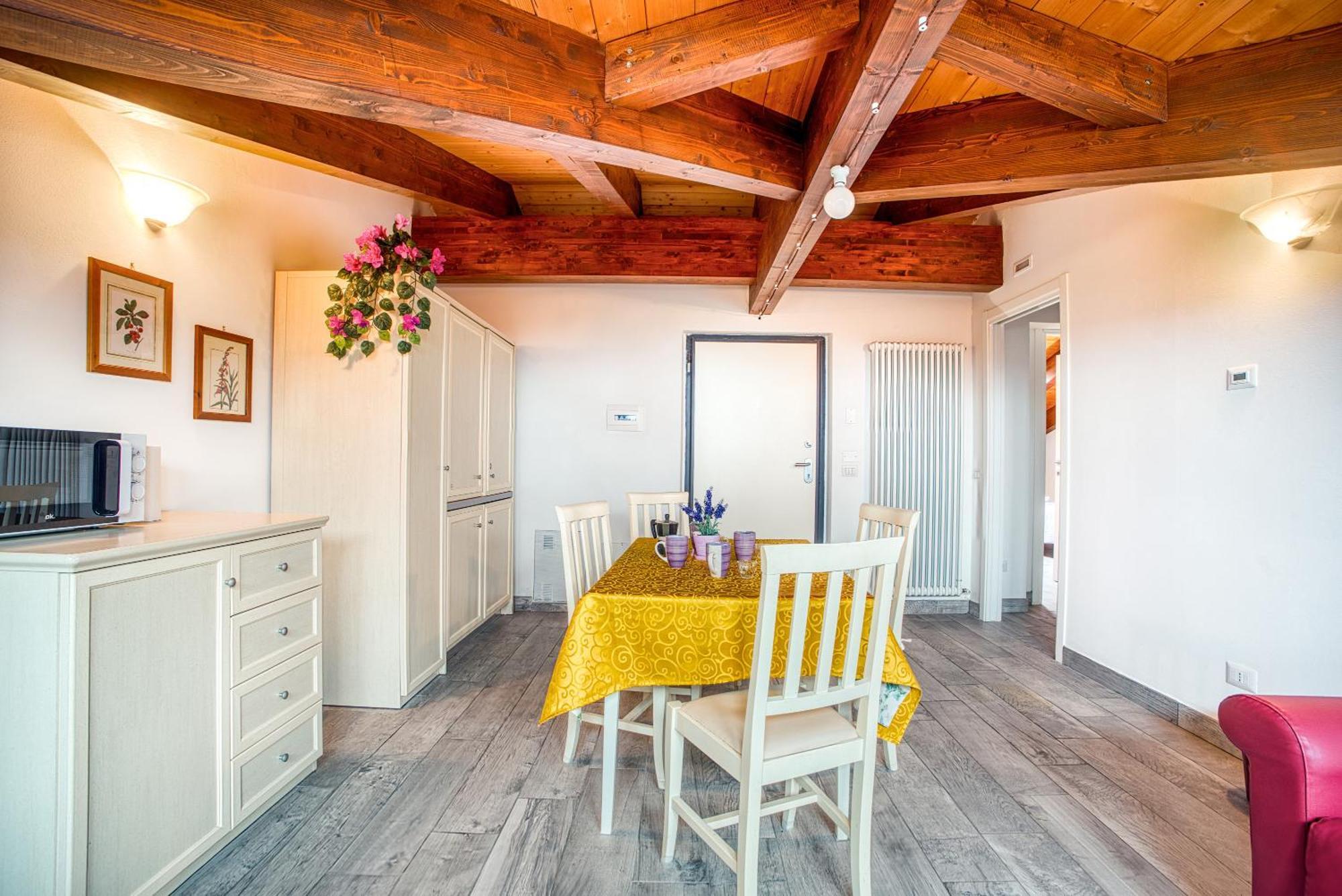 Casavacanzelemore - Casa Zoe Valfabbrica Zewnętrze zdjęcie